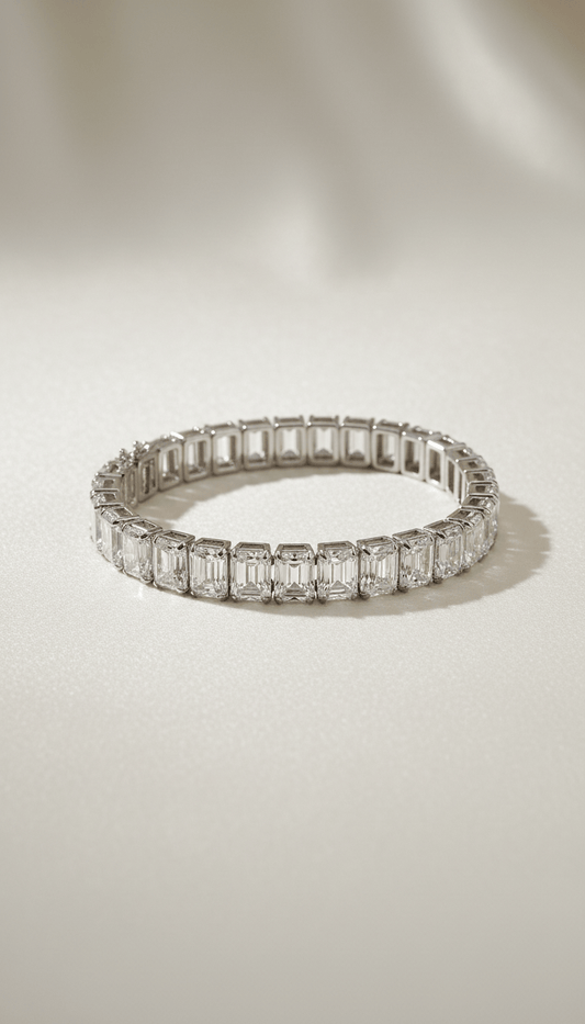 Platinum Emerald Halo Ring